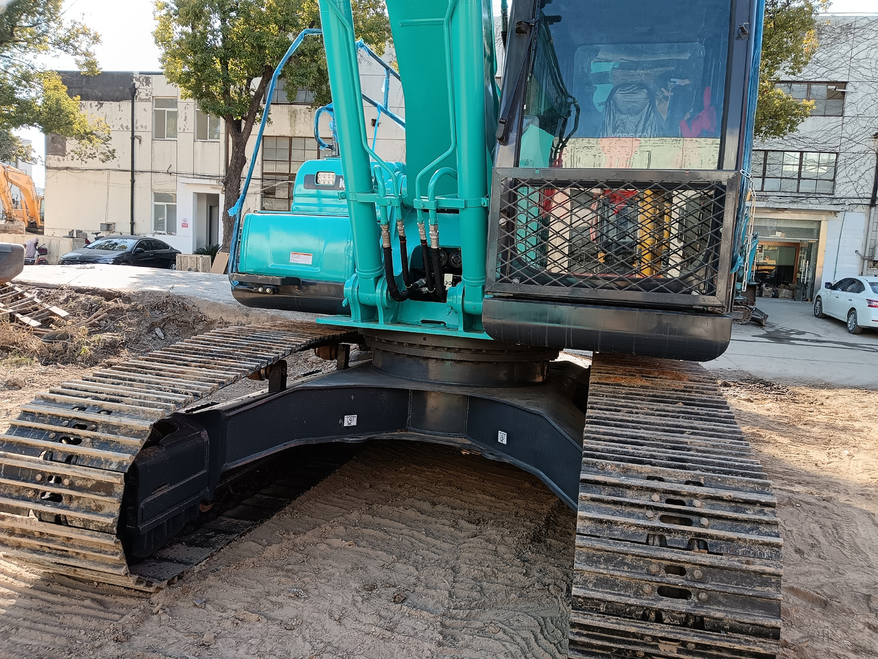 KOBELCO SK200-8 - Гусеничний екскаватор: фото 5 KOBELCO SK200-8 - Гусеничний екскаватор: фото 5