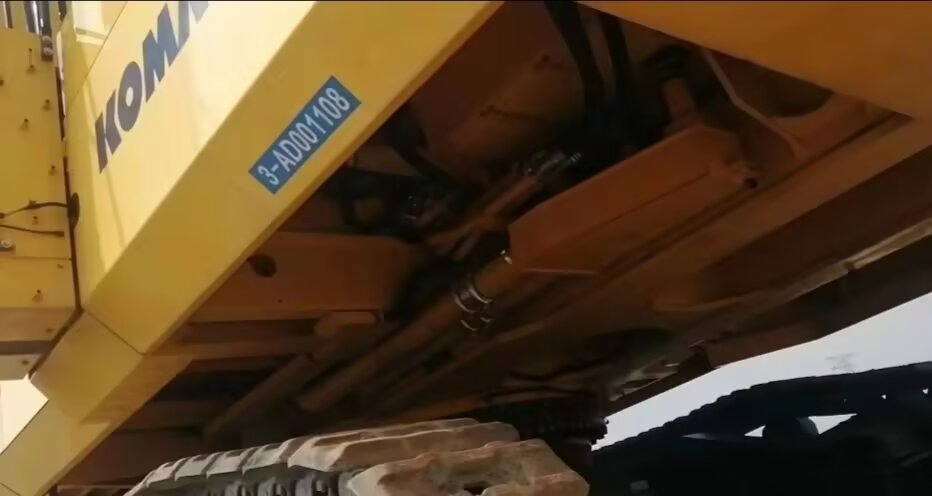 Гірничодобувна техніка KOMATSU PC2000 200 TON EXCAVATOR: фото 8