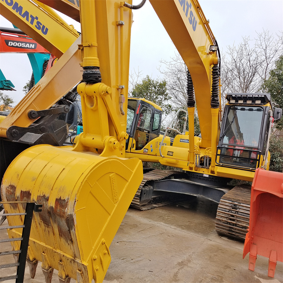 KOMATSU PC210LC-8 - Гусеничний екскаватор: фото 3 KOMATSU PC210LC-8 - Гусеничний екскаватор: фото 3