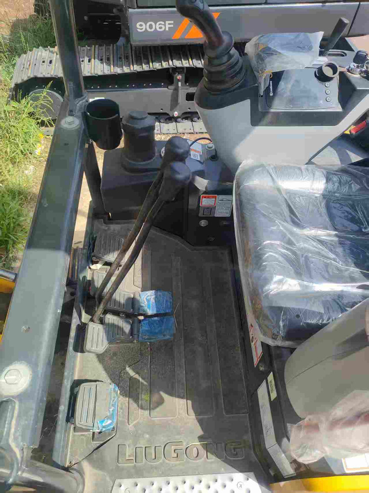 LIUGONG 9017F BRAND NEW 1.7 TON 1.8 TON 2 TON 1 TON MICRO DIGGER - Міні-екскаватор: фото 5 LIUGONG 9017F BRAND NEW 1.7 TON 1.8 TON 2 TON 1 TON MICRO DIGGER - Міні-екскаватор: фото 5
