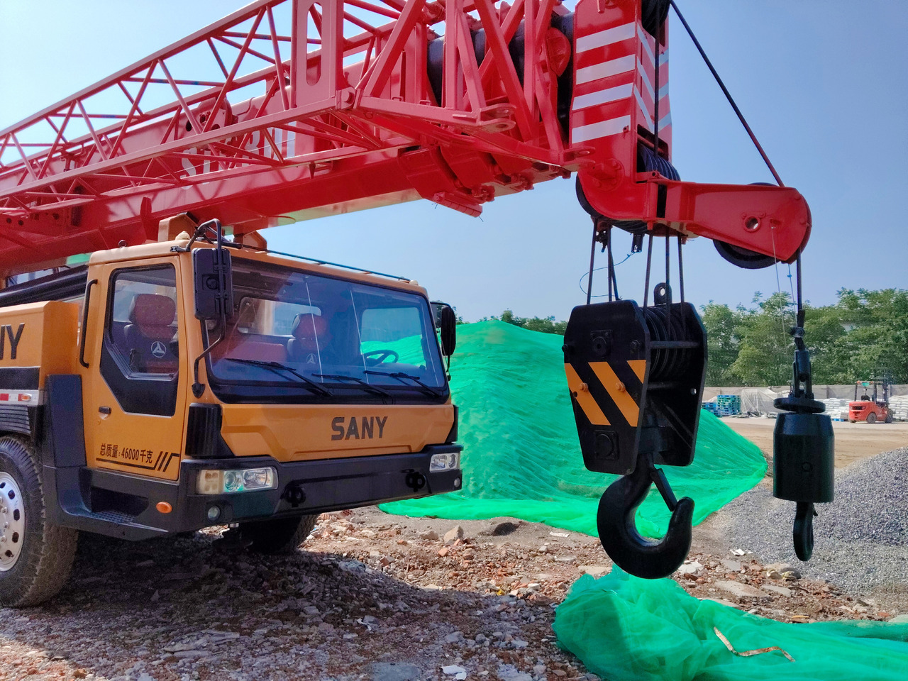 SANY STC800 80 TON - Автокран: фото 3 SANY STC800 80 TON - Автокран: фото 3