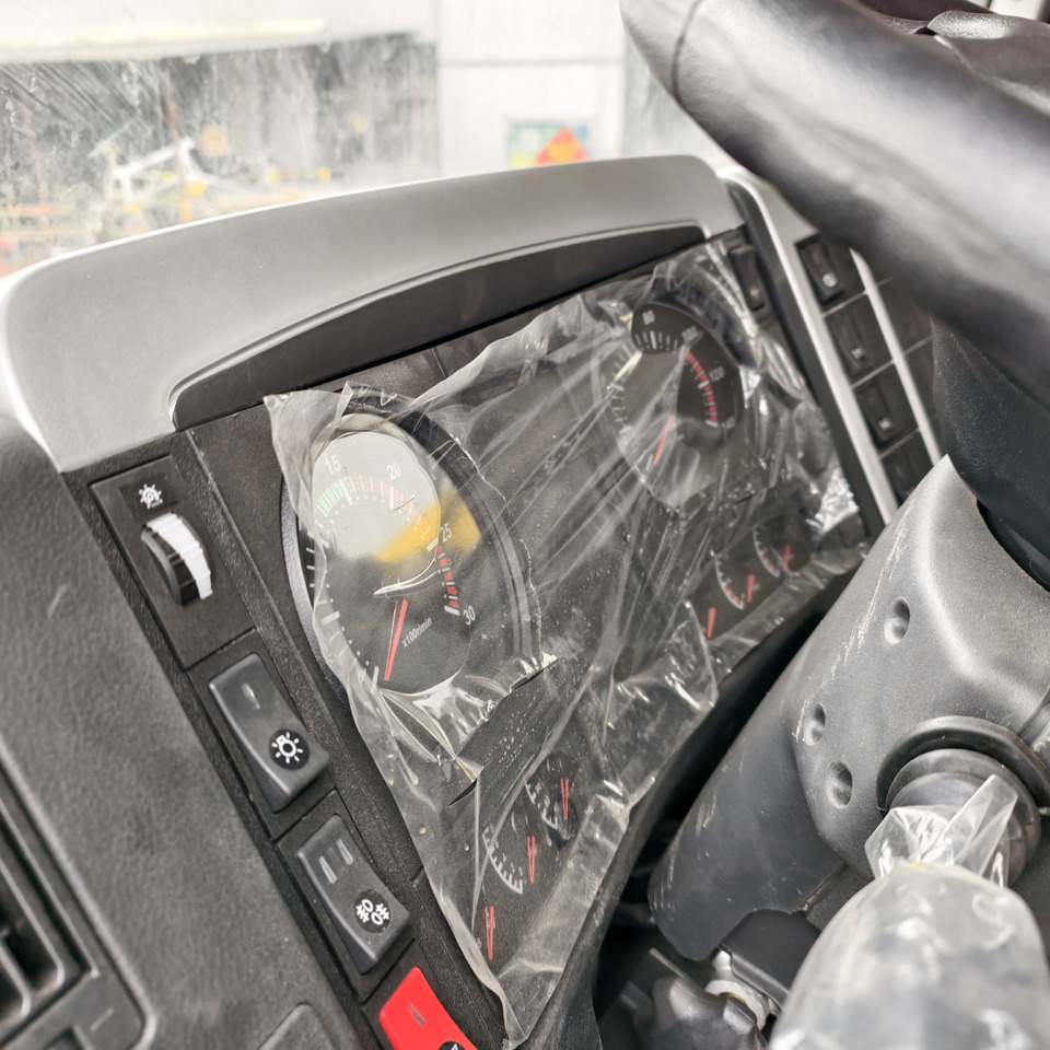 SHACMAN F3000 - Самоскид вантажівка: фото 2 SHACMAN F3000 - Самоскид вантажівка: фото 2