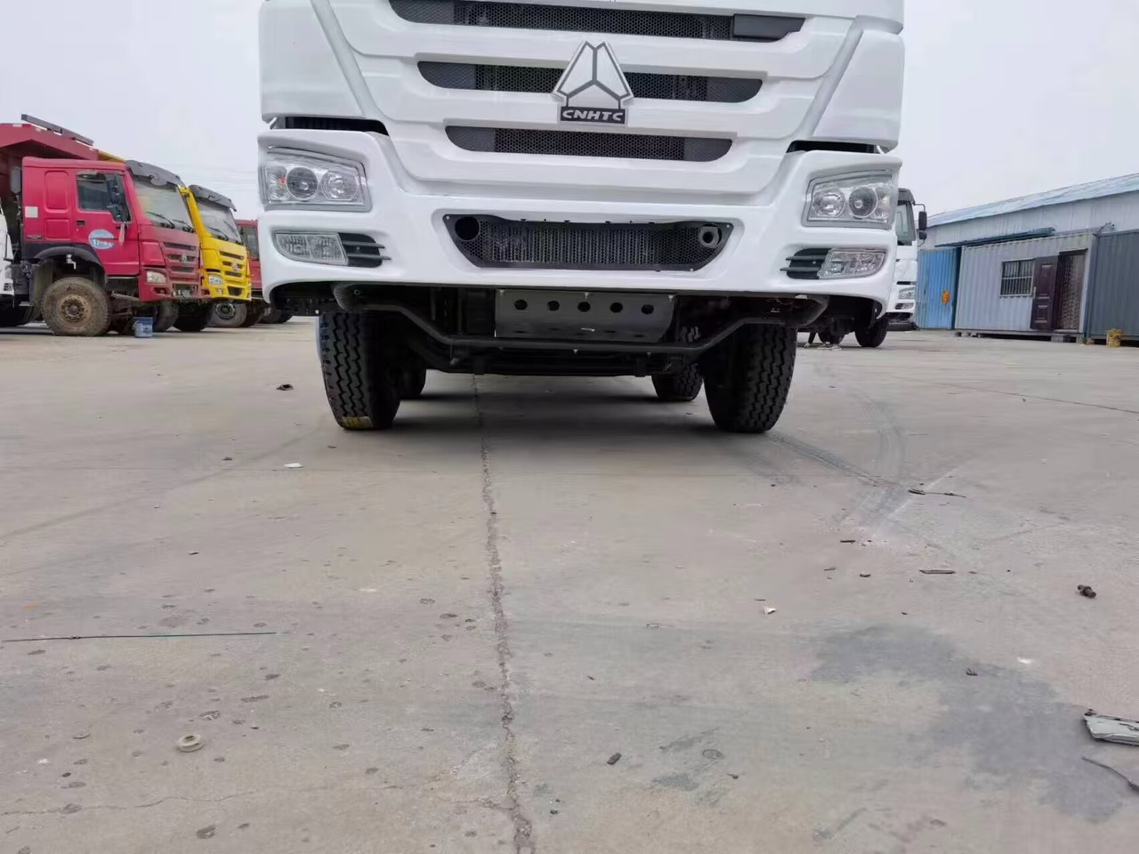 SINOTRUK 371 375 380 400 420 HP 8*4 6*4 - Самоскид вантажівка: фото 4 SINOTRUK 371 375 380 400 420 HP 8*4 6*4 - Самоскид вантажівка: фото 4