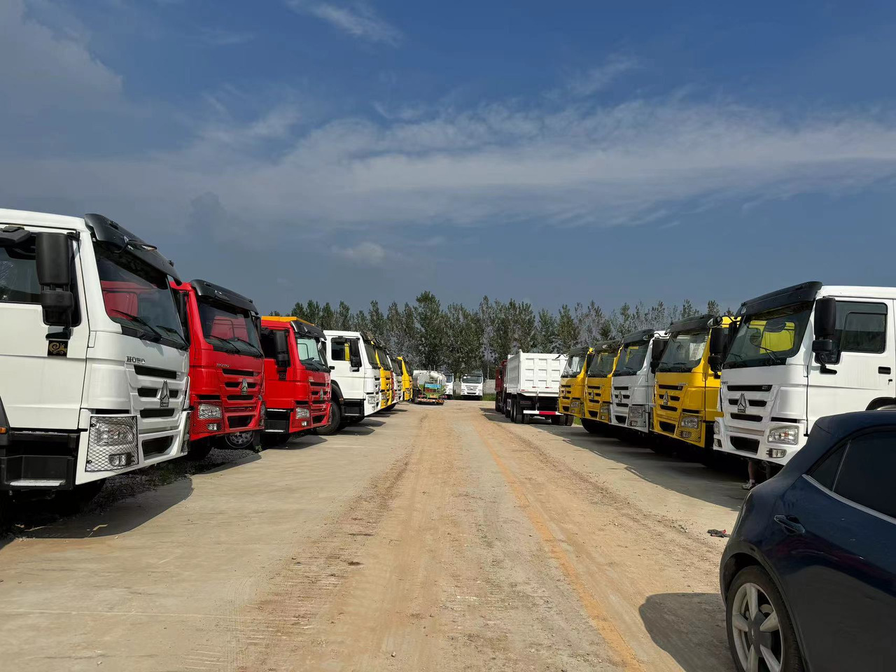 SINOTRUK HOWO 371 DUMP TRUCK 6*4 375 380 400 420 HP - Самоскид вантажівка: фото 3 SINOTRUK HOWO 371 DUMP TRUCK 6*4 375 380 400 420 HP - Самоскид вантажівка: фото 3