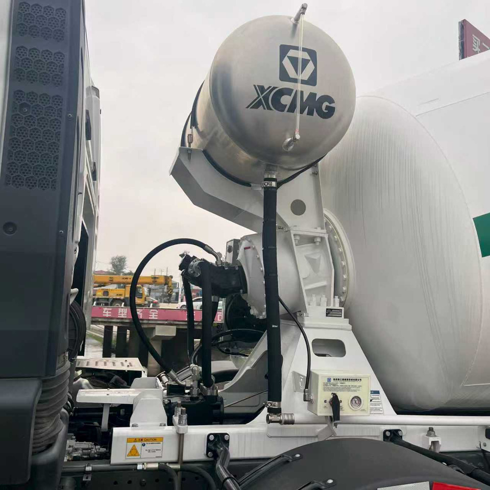 SINOTRUK TX350 Euro 5 STAGE Ⅴ - Автобетонозмішувач: фото 3 SINOTRUK TX350 Euro 5 STAGE Ⅴ - Автобетонозмішувач: фото 3