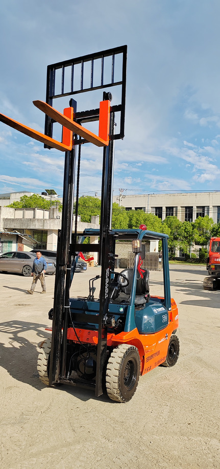 Навантажувач вилковий TOYOTA FD30: фото 8