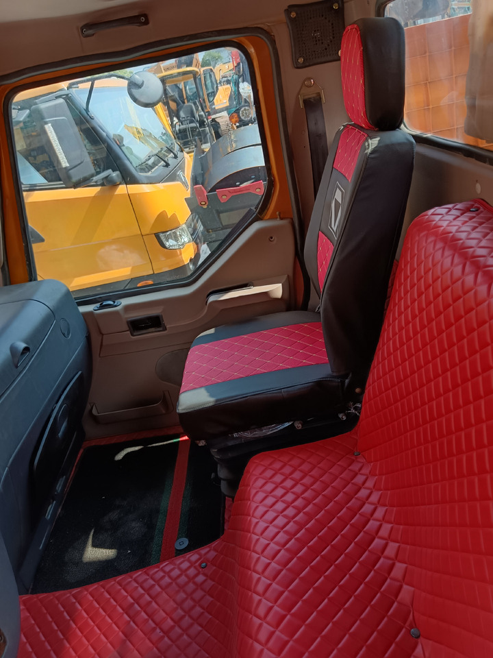 Автокран XCMG QY70KⅡ: фото 8 Автокран XCMG QY70KⅡ: фото 8