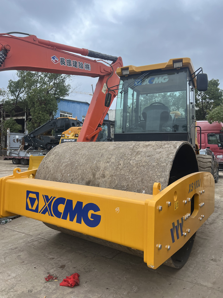 XCMG XS183J - Дорожній каток: фото 1 XCMG XS183J - Дорожній каток: фото 1