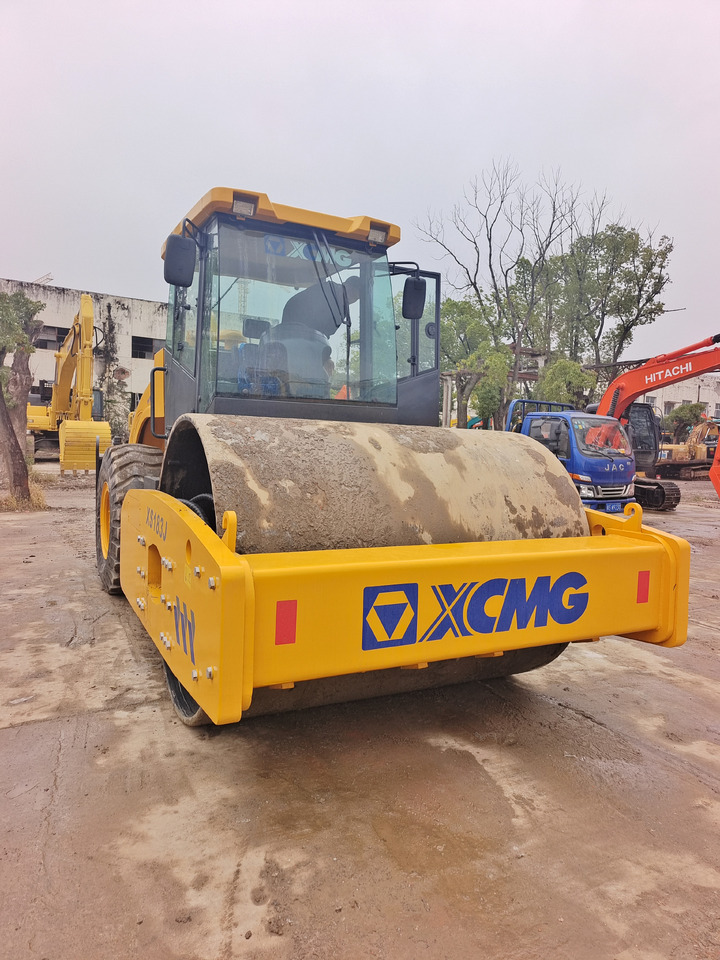 XCMG XS183J - Дорожній каток: фото 5 XCMG XS183J - Дорожній каток: фото 5