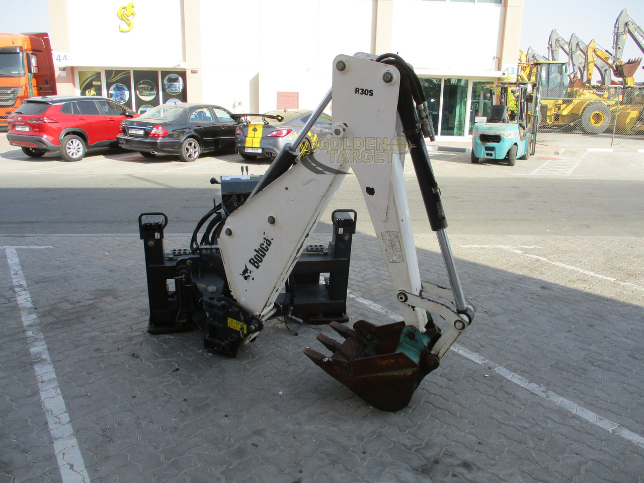 BOBCAT Skid Steer R30S Backhoe Attachment - Ківш навантажувача в категорії Міні-навантажувачі: фото 1 BOBCAT Skid Steer R30S Backhoe Attachment - Ківш навантажувача в категорії Міні-навантажувачі: фото 1