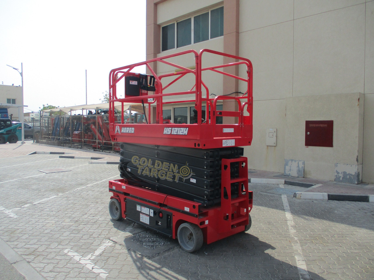 Hered HS1212H Hydraulic Scissor Lift - Ножичний підйомник: фото 4 Hered HS1212H Hydraulic Scissor Lift - Ножичний підйомник: фото 4