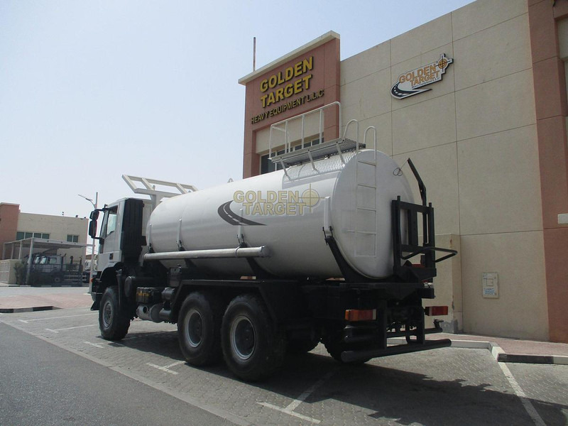 Iveco TRAKKER 380 - Вантажівка цистерна: фото 4 Iveco TRAKKER 380 - Вантажівка цистерна: фото 4