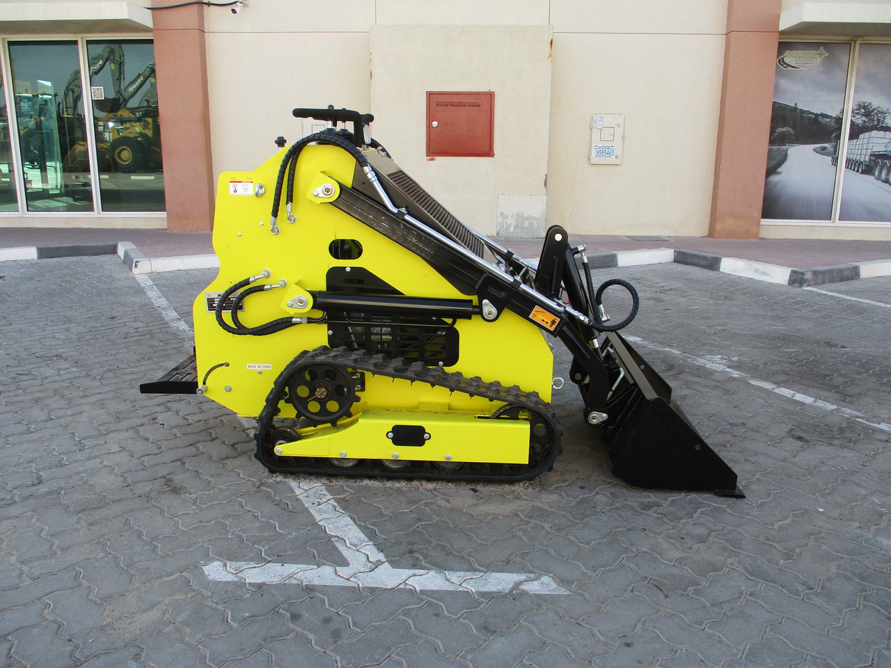 MACHPRO MPS330 Mini Skid Steer - Міні-навантажувач: фото 5 MACHPRO MPS330 Mini Skid Steer - Міні-навантажувач: фото 5