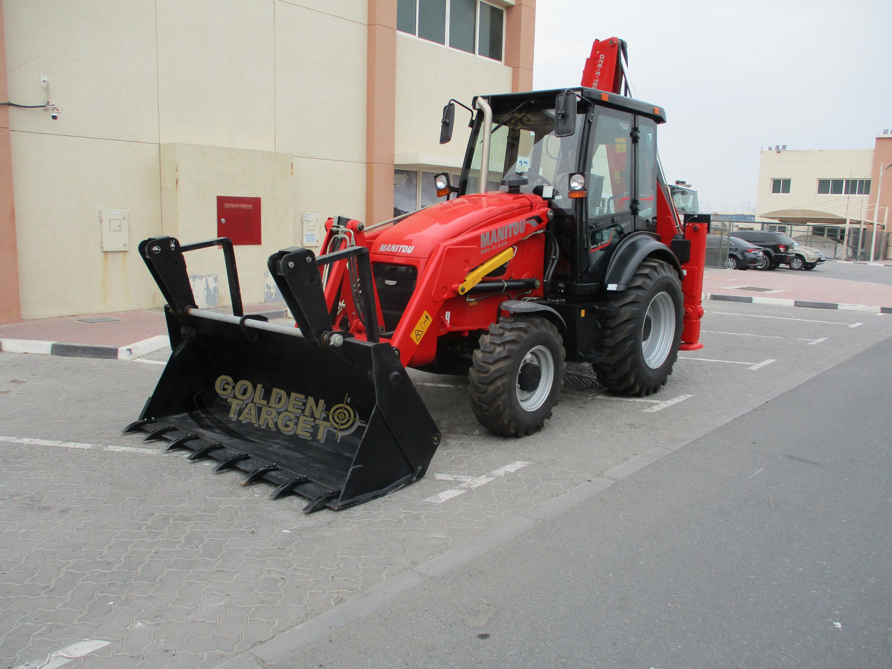 MANITOU MBL-X-920 BACKHOE LOADER - Екскаватор-навантажувач: фото 2 MANITOU MBL-X-920 BACKHOE LOADER - Екскаватор-навантажувач: фото 2