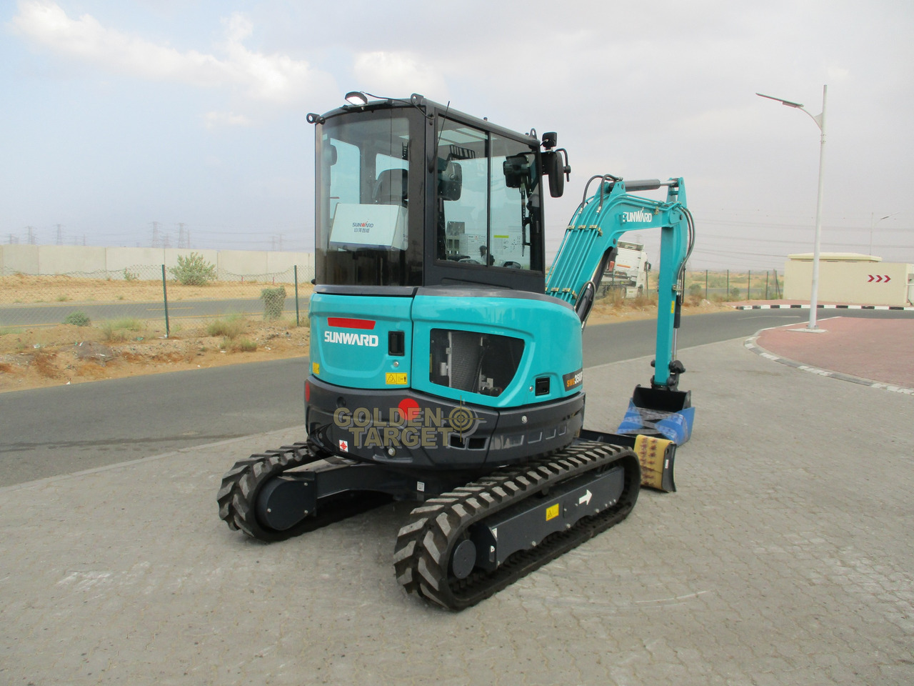 SUNWARD SWE35UF Mini Hydraulic Excavator - Міні-екскаватор: фото 3 SUNWARD SWE35UF Mini Hydraulic Excavator - Міні-екскаватор: фото 3