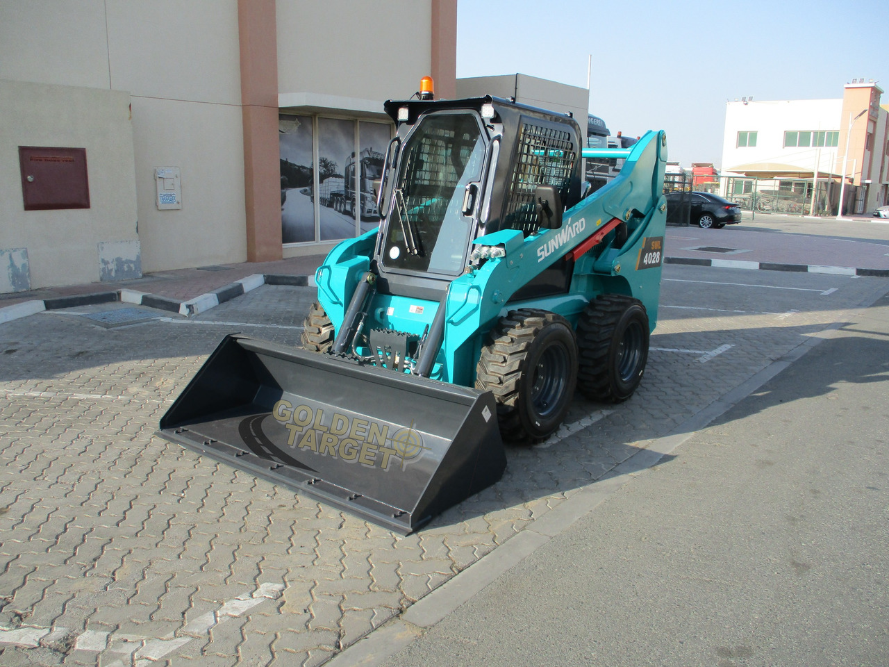 SUNWARD SWL4028 Skid Steer - Міні-навантажувач: фото 2 SUNWARD SWL4028 Skid Steer - Міні-навантажувач: фото 2