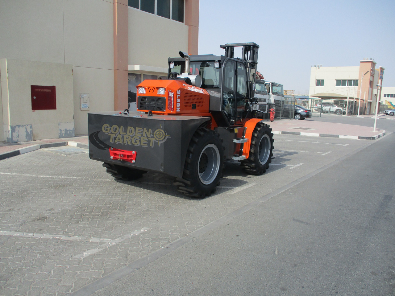 Solution SL50N Rough Terrain Forklift - Дизельний навантажувач: фото 3 Solution SL50N Rough Terrain Forklift - Дизельний навантажувач: фото 3