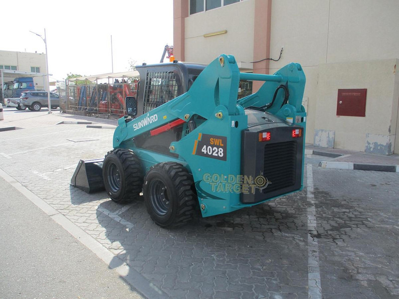 Sunward SWL4028 Skid Steer Loader - Навантажувач: фото 4 Sunward SWL4028 Skid Steer Loader - Навантажувач: фото 4