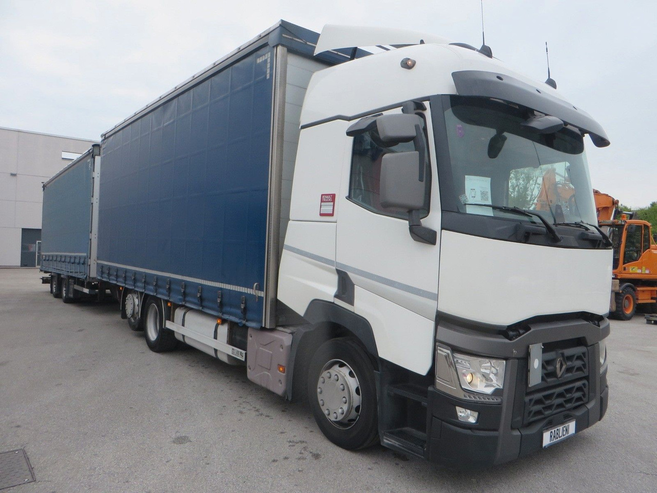 Renault T480 SC 6x2 Tandem jumbo 116m3 - Тентована вантажівка: фото 2 Renault T480 SC 6x2 Tandem jumbo 116m3 - Тентована вантажівка: фото 2