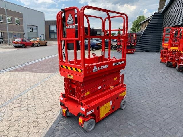 LGMG SS 0507 E - Ножичний підйомник: фото 5 LGMG SS 0507 E - Ножичний підйомник: фото 5