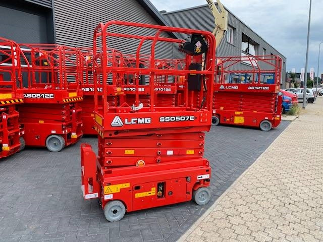 LGMG SS 0507 E - Ножичний підйомник: фото 3 LGMG SS 0507 E - Ножичний підйомник: фото 3