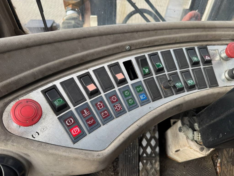 Дизельний навантажувач Svetruck 13,6- 1200: фото 14