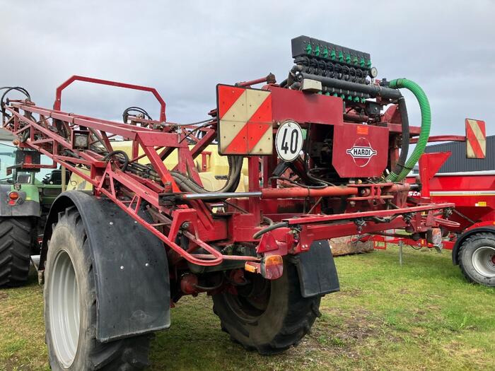 Hardi NAVIGATOR 4000 - Обприскувач навісний: фото 4 Hardi NAVIGATOR 4000 - Обприскувач навісний: фото 4