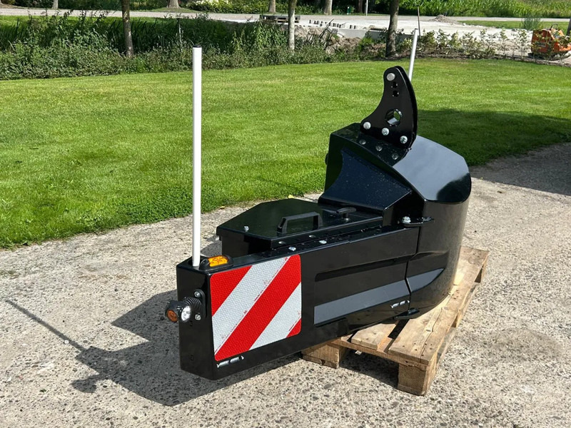 Fendt Frontbumper Frontblok Gewicht NIEUW - Трактор: фото 1 Fendt Frontbumper Frontblok Gewicht NIEUW - Трактор: фото 1