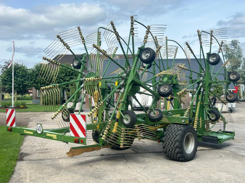 Krone Swadro 1400 Plus 4 Rotorhark Zwiller - Сіноворушилка: фото 3 Krone Swadro 1400 Plus 4 Rotorhark Zwiller - Сіноворушилка: фото 3