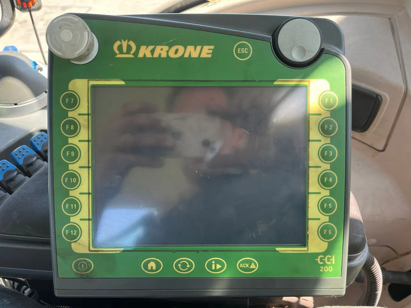 Krone swadro 1400 plus 4 rotor hark NIEUW STAAT - Сіноворушилка: фото 4 Krone swadro 1400 plus 4 rotor hark NIEUW STAAT - Сіноворушилка: фото 4