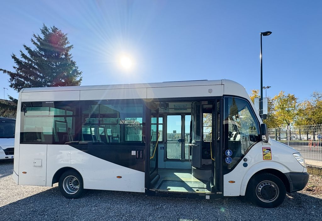 MERCEDES-BENZ MERCEDES CYTIOS 3 - Міський автобус: фото 4 MERCEDES-BENZ MERCEDES CYTIOS 3 - Міський автобус: фото 4