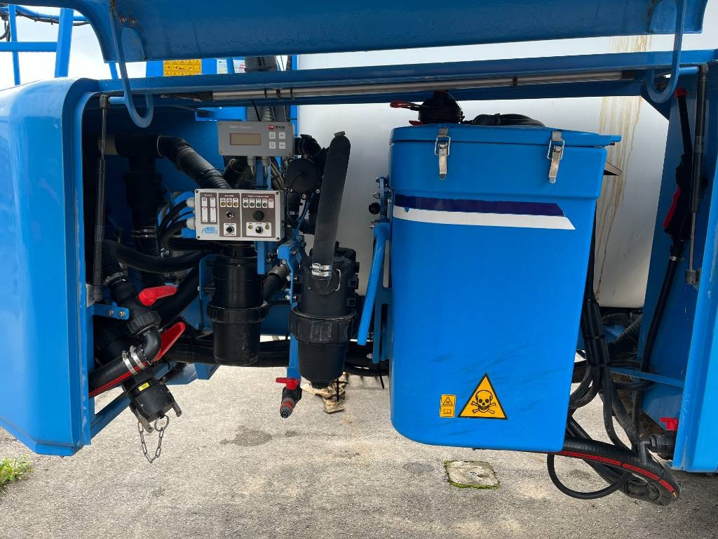 Agrio Mamut 6000 - Техніка для внесення добрив: фото 5 Agrio Mamut 6000 - Техніка для внесення добрив: фото 5