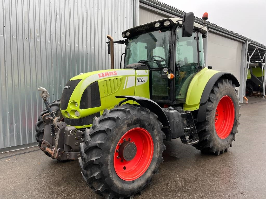 Claas Arion 640 CIS - Трактор: фото 1 Claas Arion 640 CIS - Трактор: фото 1