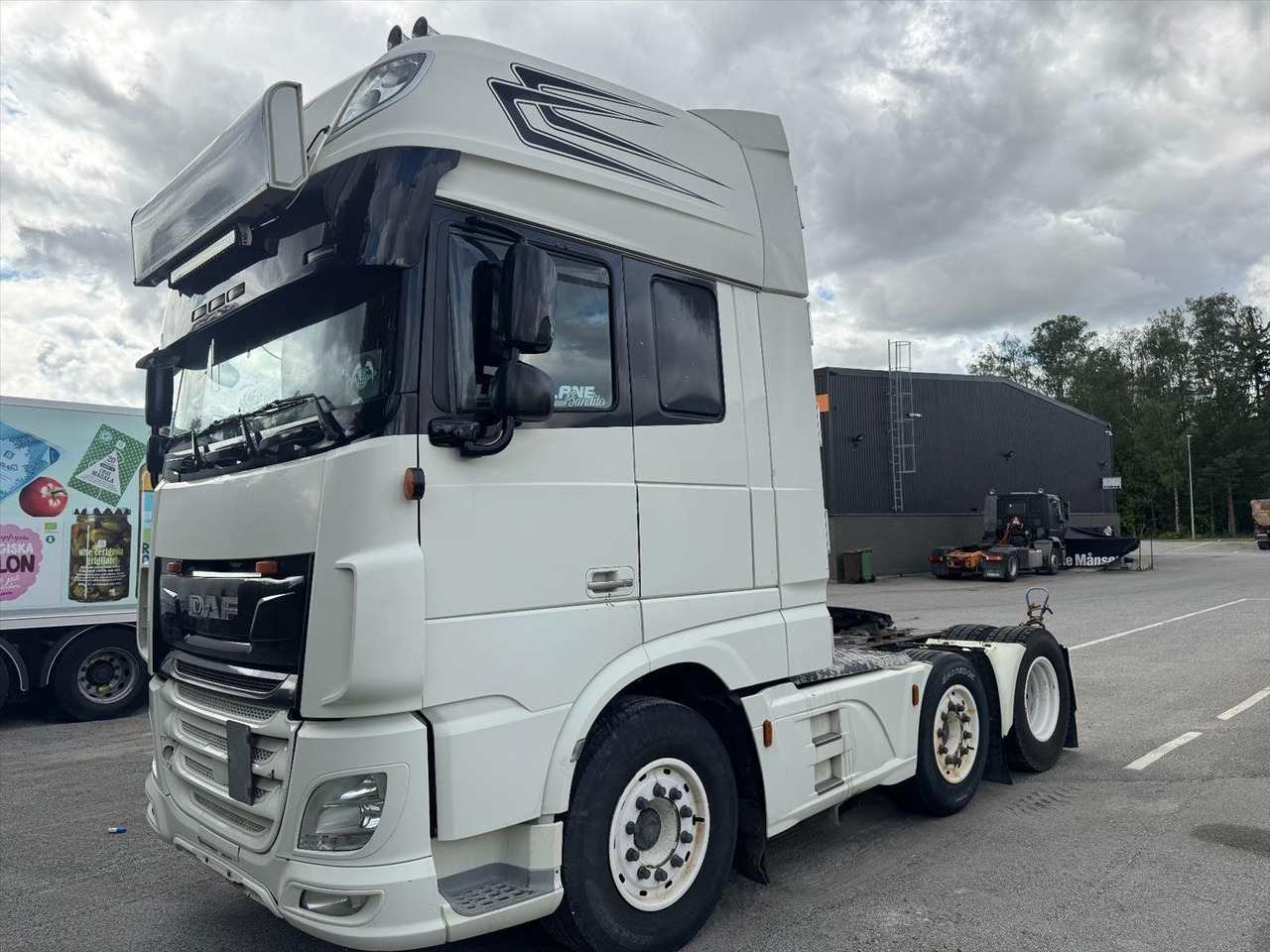Dragbil DAF FTG XF480Z -2017 | Reparationsobjekt - Тягач: фото 1 Dragbil DAF FTG XF480Z -2017 | Reparationsobjekt - Тягач: фото 1