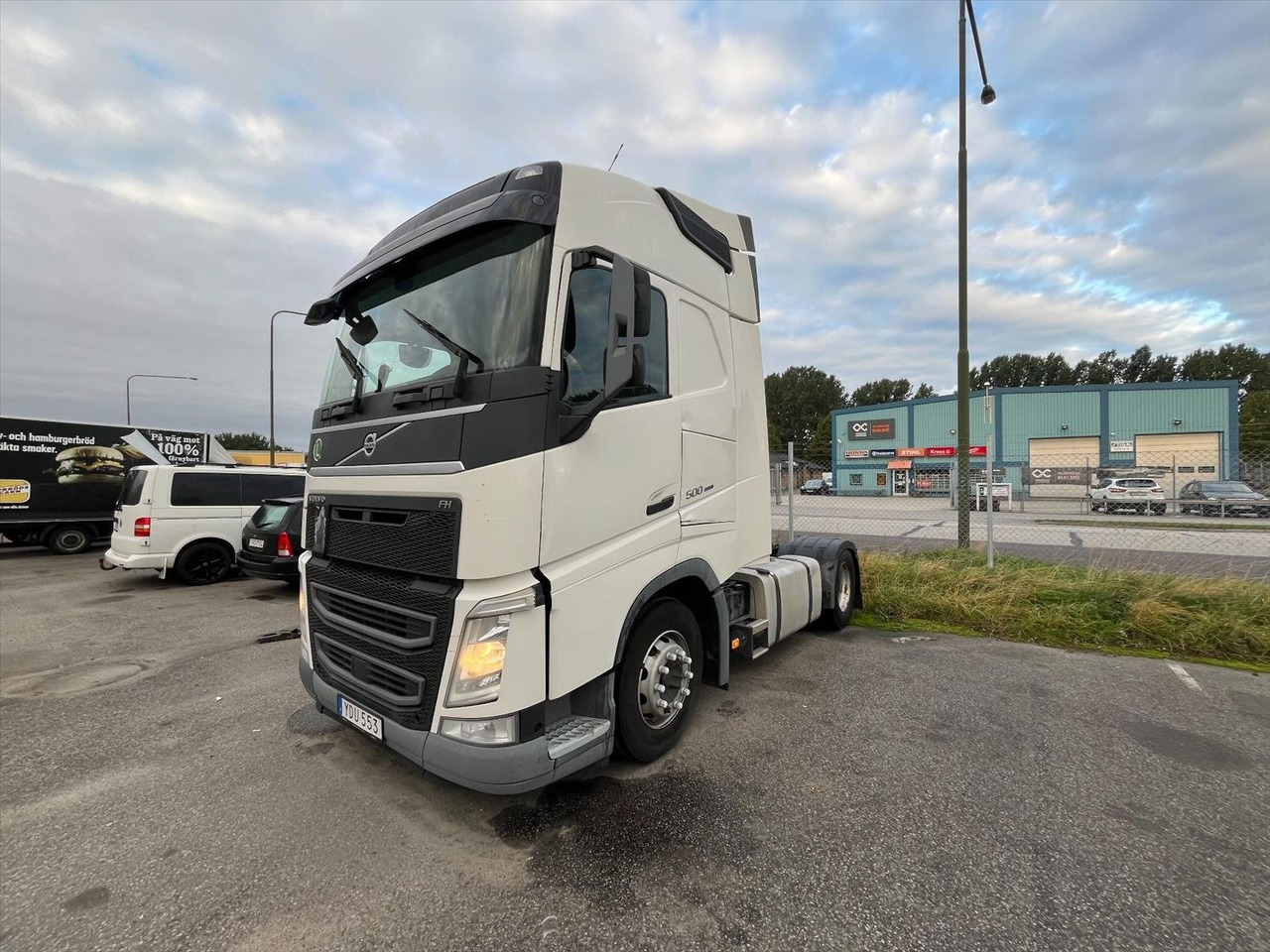Dragbil Volvo FH 12.8 500 I-Shift 4x2 -2016 | Reparationsobjekt - Тягач: фото 1 Dragbil Volvo FH 12.8 500 I-Shift 4x2 -2016 | Reparationsobjekt - Тягач: фото 1