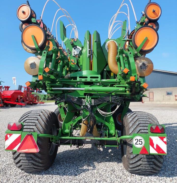 Amazone EDX 9000-T - 12 rækket - Сівалка точного висіву: фото 2 Amazone EDX 9000-T - 12 rækket - Сівалка точного висіву: фото 2