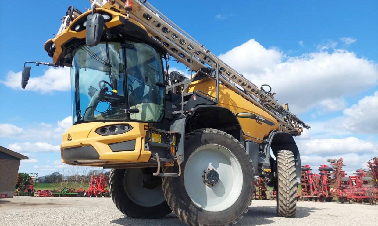 Challenger Rogator 655 B med GPS - Обприскувач самохідний: фото 1 Challenger Rogator 655 B med GPS - Обприскувач самохідний: фото 1