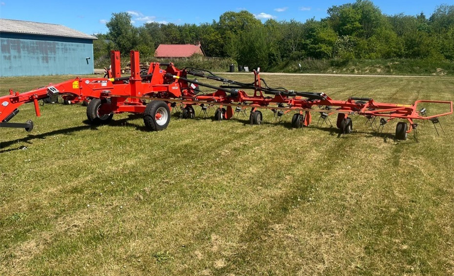 Kuhn 13M SPREDER - Сіноворушилка: фото 3 Kuhn 13M SPREDER - Сіноворушилка: фото 3