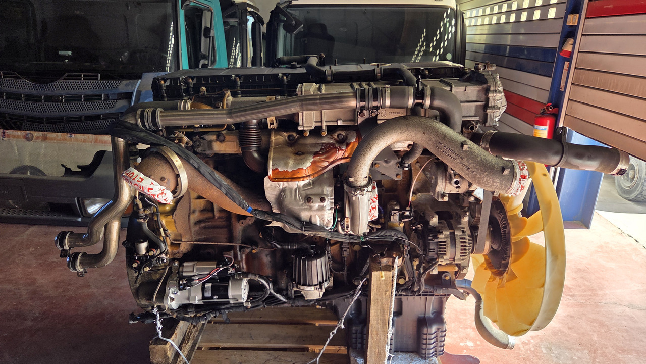 MERCEDES-BENZ ACTROS MP4 OM 471 LA EURO 6 - Двигун в категорії Вантажівки: фото 5 MERCEDES-BENZ ACTROS MP4 OM 471 LA EURO 6 - Двигун в категорії Вантажівки: фото 5