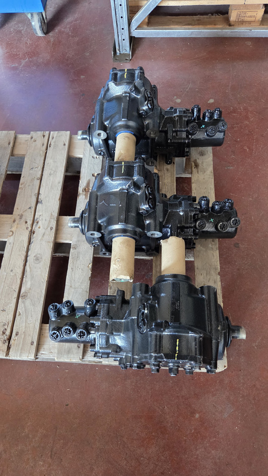 MERCEDES-BENZ POWER STEERING ACTROS - Рульове колесо: фото 1 MERCEDES-BENZ POWER STEERING ACTROS - Рульове колесо: фото 1