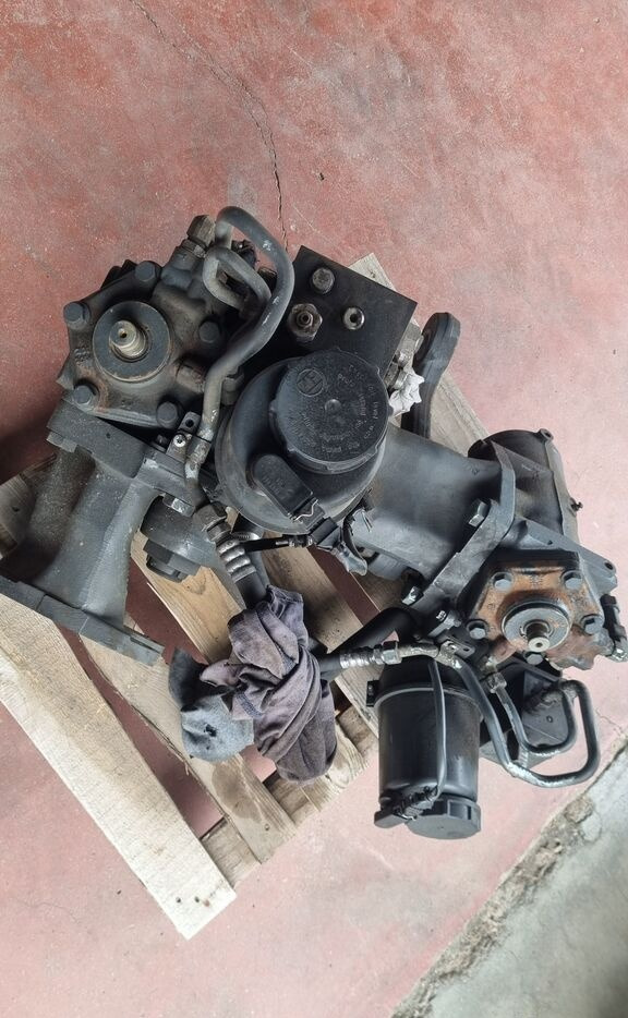 Mercedes-Benz MERCEDES ACTROS MP3 A9404611801 Mercedes-Benz ACTROS MP3 - Рульове управління в категорії Вантажівки: фото 3 Mercedes-Benz MERCEDES ACTROS MP3 A9404611801 Mercedes-Benz ACTROS MP3 - Рульове управління в категорії Вантажівки: фото 3