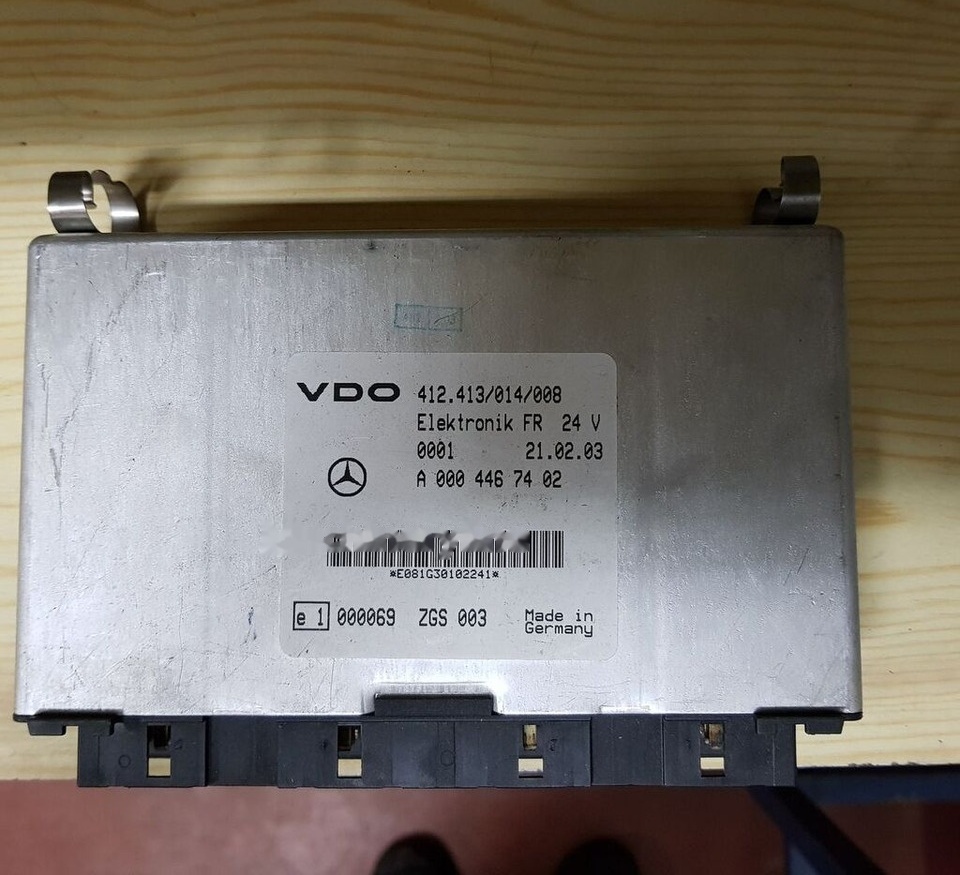 WABCO EPS, EPB A 000 446 7609 Mercedes-Benz truck - Блок управління в категорії Вантажівки: фото 2 WABCO EPS, EPB A 000 446 7609 Mercedes-Benz truck - Блок управління в категорії Вантажівки: фото 2