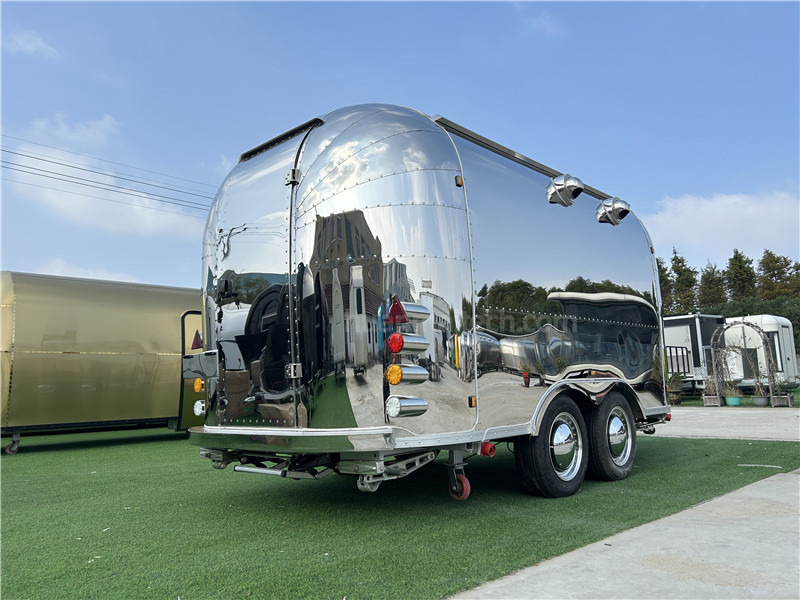 HUANMAI Burger Food Truck Beverage Food Trailer - Торговий причіп: фото 5 HUANMAI Burger Food Truck Beverage Food Trailer - Торговий причіп: фото 5