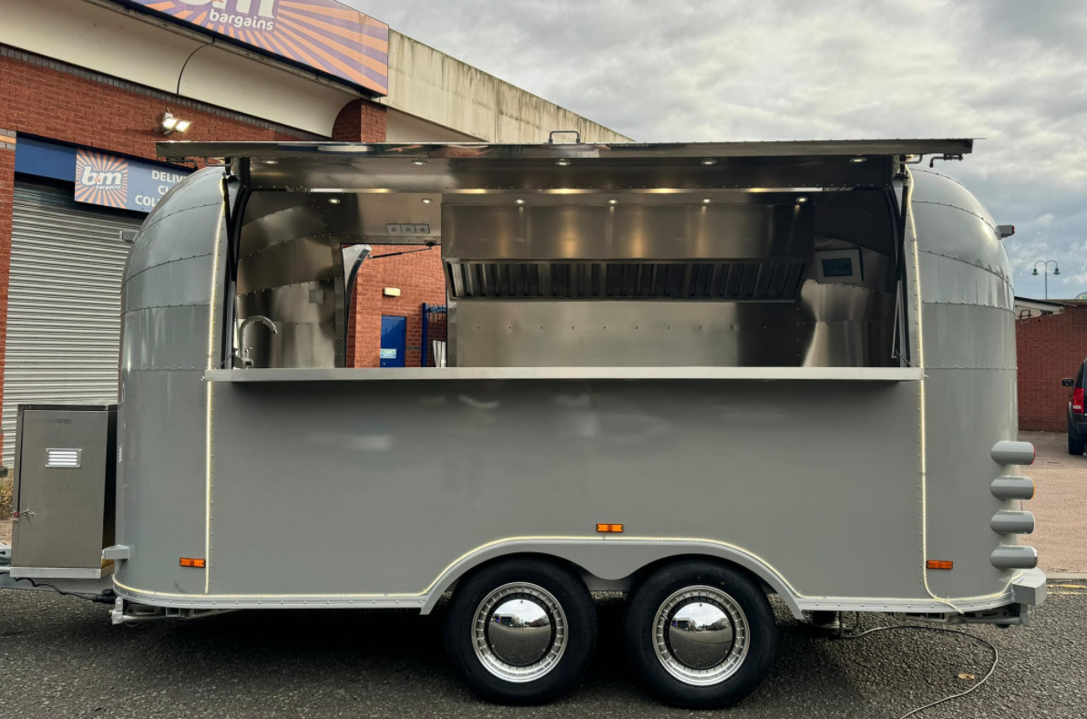 Remorque Food Truck Burger Food Truck,Coffee Food Trailers,Catering Trailer - Торговий причіп: фото 2 Remorque Food Truck Burger Food Truck,Coffee Food Trailers,Catering Trailer - Торговий причіп: фото 2