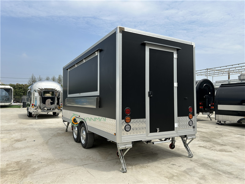 Ice Cream Foodtruck Burger Food Truck, Coffee Food Trailers - Торговий причіп: фото 4 Ice Cream Foodtruck Burger Food Truck, Coffee Food Trailers - Торговий причіп: фото 4
