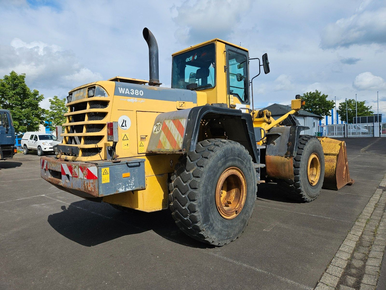 Komatsu WA 380-3 - Колісний навантажувач: фото 3 Komatsu WA 380-3 - Колісний навантажувач: фото 3