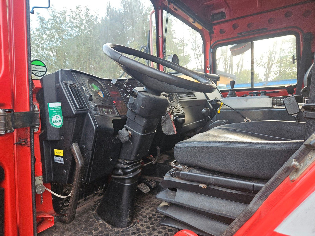 Вантажівка цистерна MAN KAT 6x6 Tanklöschfahrzeug: фото 6 Вантажівка цистерна MAN KAT 6x6 Tanklöschfahrzeug: фото 6