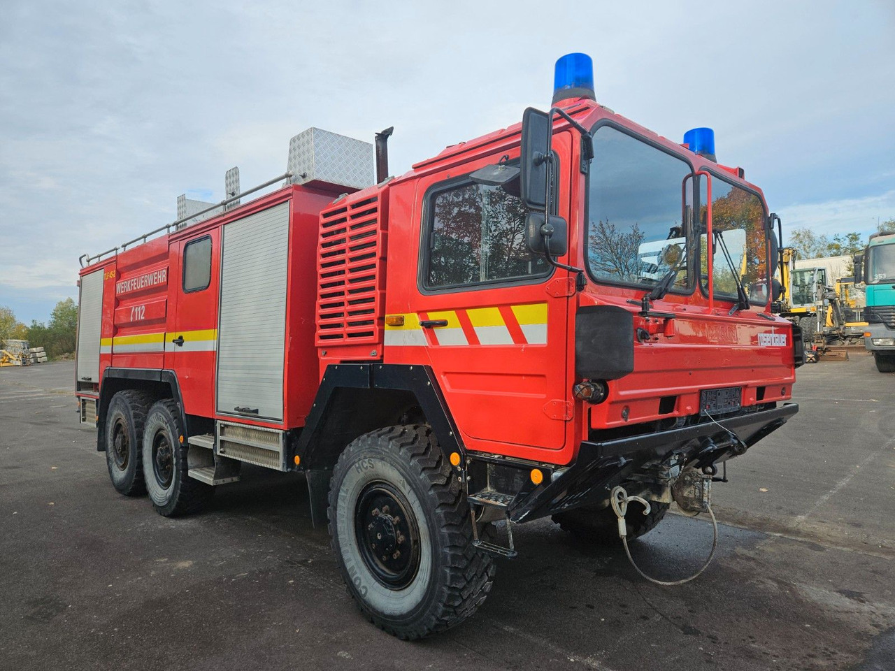 MAN KAT 6x6 Tanklöschfahrzeug - Вантажівка цистерна: фото 2 MAN KAT 6x6 Tanklöschfahrzeug - Вантажівка цистерна: фото 2