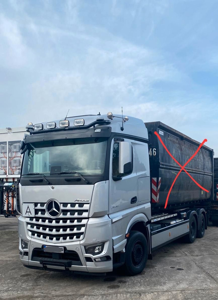 Mercedes-Benz Acocs 2548 6x2 Hakenabroller - Гаковий мультиліфт вантажівка: фото 1 Mercedes-Benz Acocs 2548 6x2 Hakenabroller - Гаковий мультиліфт вантажівка: фото 1