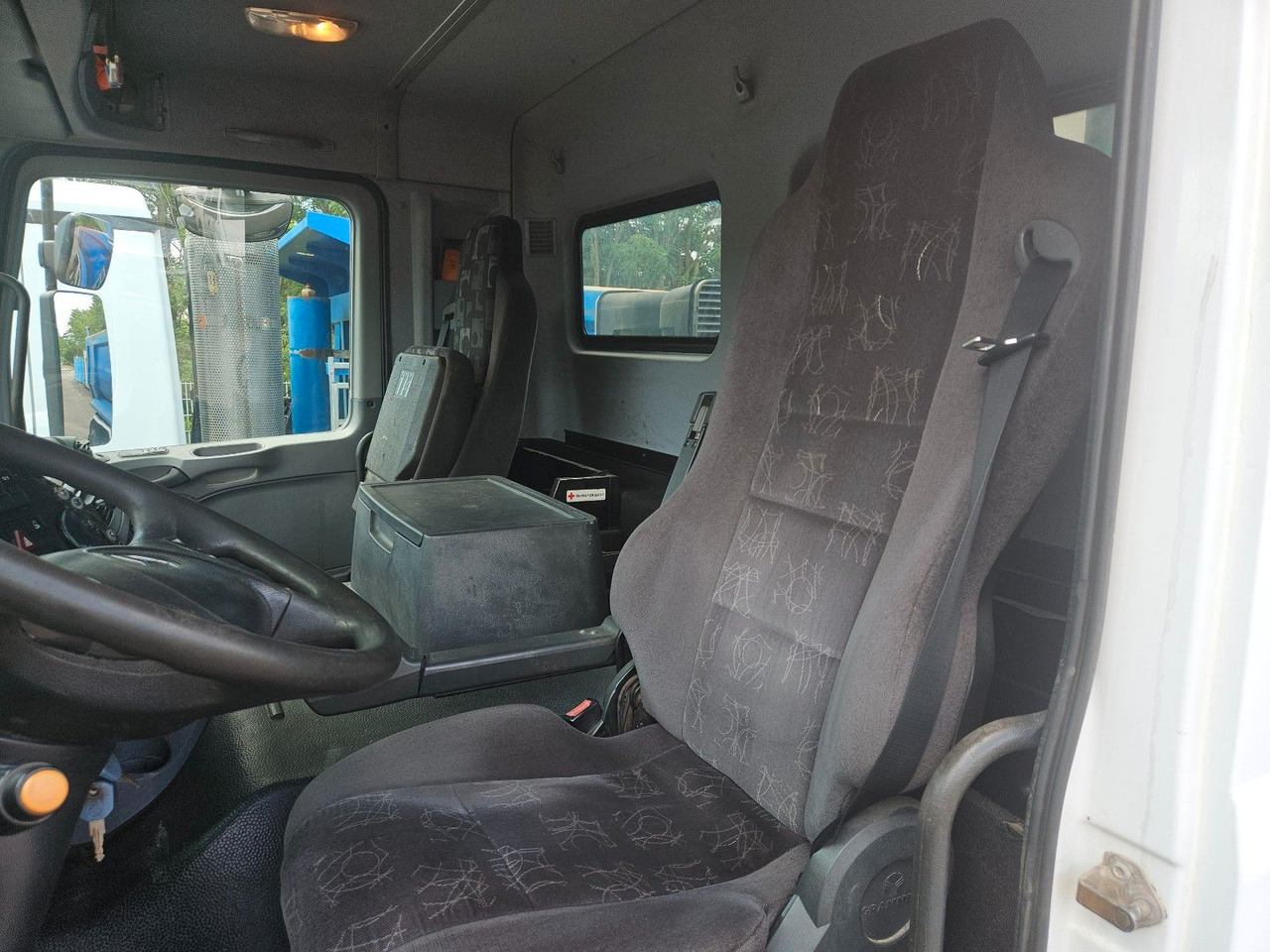 Mercedes-Benz Actros 4144 8x8 Hinterkipper - Самоскид вантажівка: фото 5 Mercedes-Benz Actros 4144 8x8 Hinterkipper - Самоскид вантажівка: фото 5